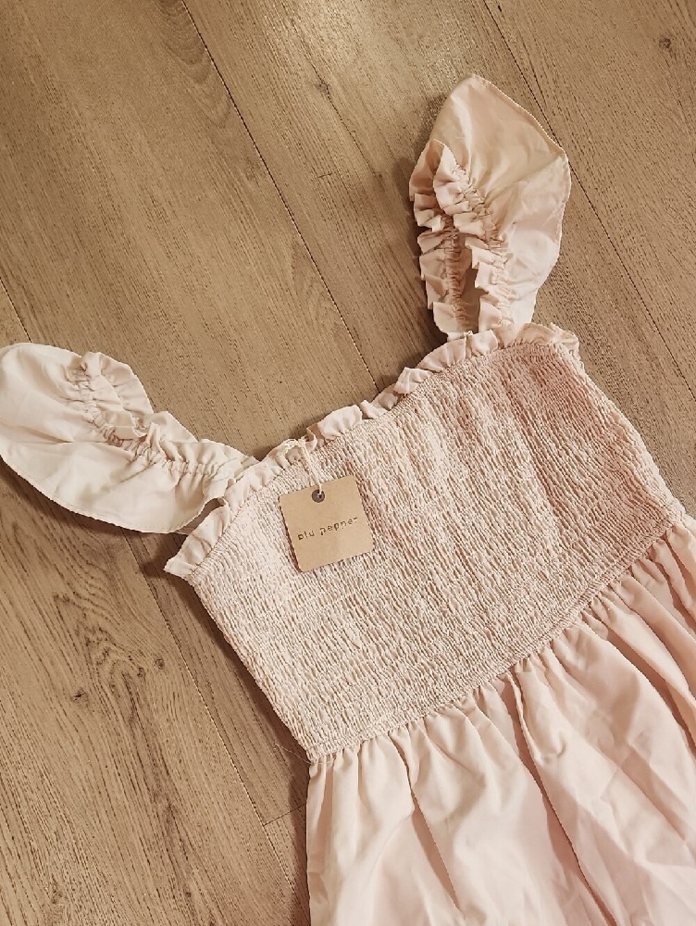 Cream Eyelet Dress with Ruffled Straps NWT Blu Pepper Boutique Dress - Picture 4 of 7